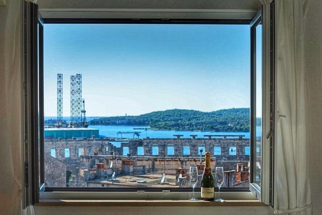 Apartments Dream In Arena 2 Pula Center Free Parking Exterior foto