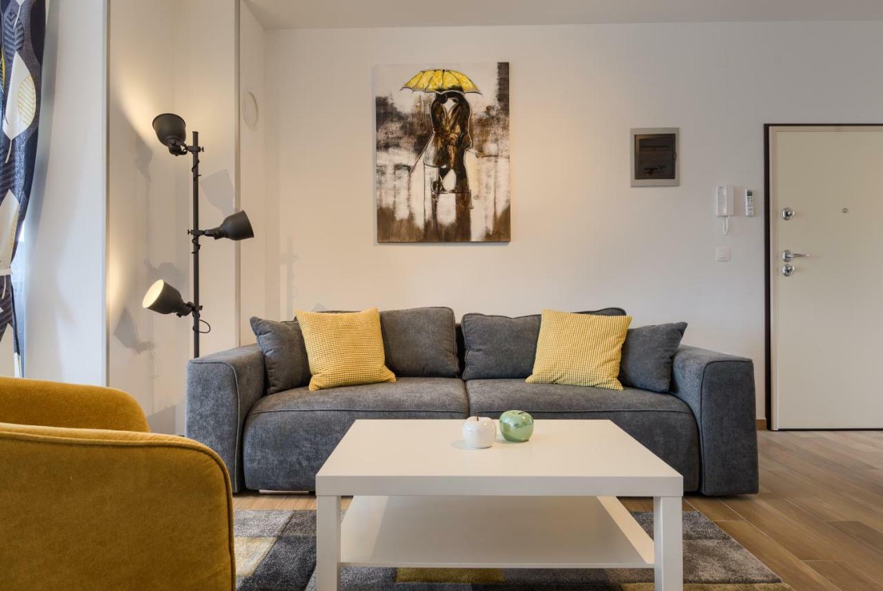 Apartments Dream In Arena 2 Pula Center Free Parking Exterior foto