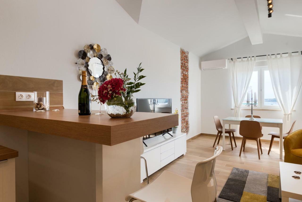 Apartments Dream In Arena 2 Pula Center Free Parking Exterior foto